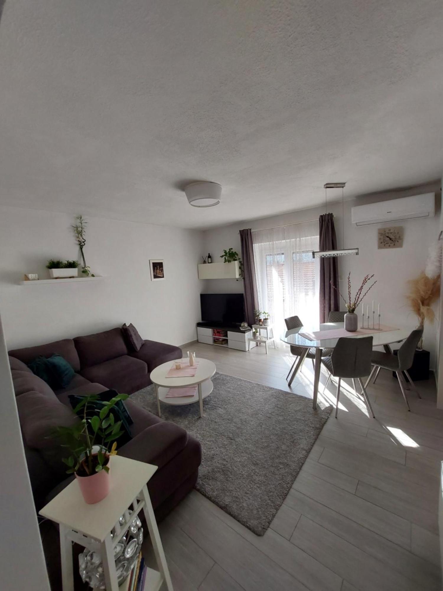 Apartman Nora Jelsa  Exteriör bild